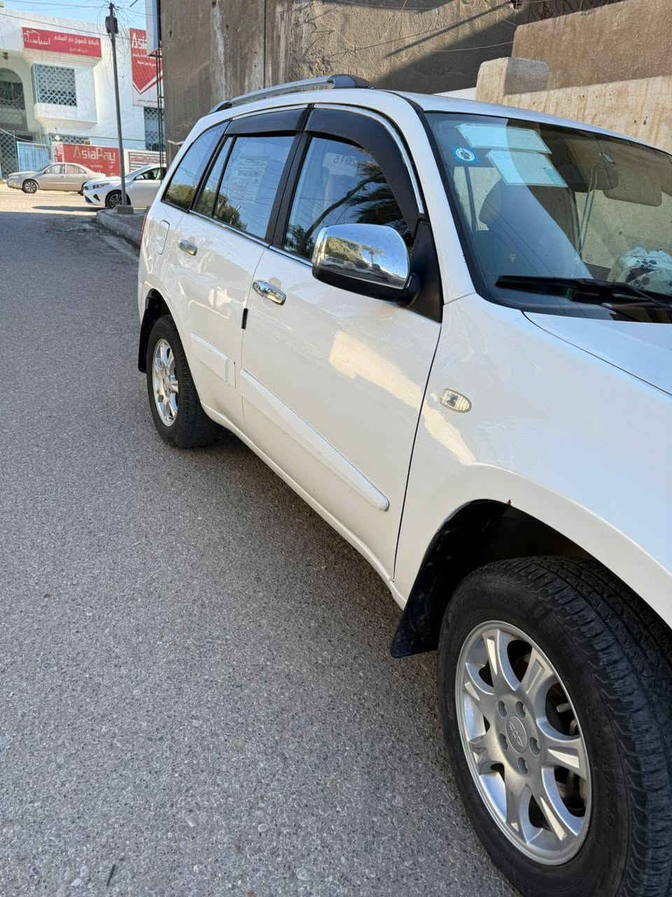 سلام عليكم
تيكو موديل 15 رقم واسط 
بس بنيد صبغ شويه من جاملغ 
عنوان كوت مركز مدينه 
***********
