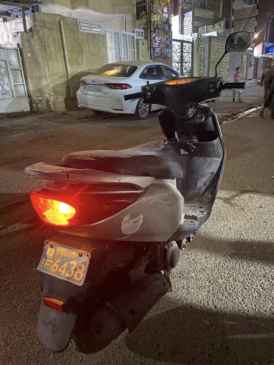 السلام عليكم دراجه بريز للبيع نضيفه سلف هندر كله شغال السعر 450 العنوان : حي اور فلكه صباح الخياط  للاستفسار : ***********
