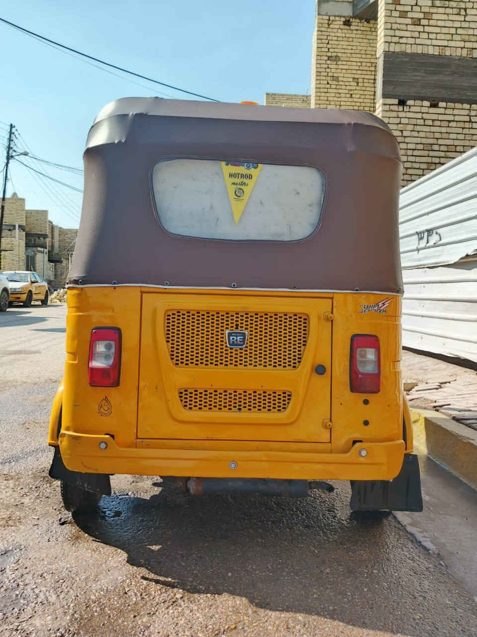 سلام عليكم 22 شهر ال10. رقم وسنويه تحويل مباشر تكتك مابيهة نقص  كبل الشارع
عنوان مدينه صدر *********** سعر 8750 وبيهة مجال تصل وبيك خير وتدلل
