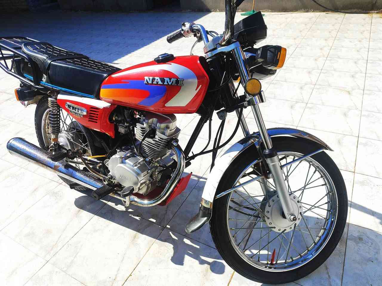 السلام عليكم  دراجة نامة للبيع  اوراق سكنر.  الدراجة من الطول للطول غراض نامة بلاد فقط المكينة امتياز  ما نقصها اي شي الدراجة  
***********
