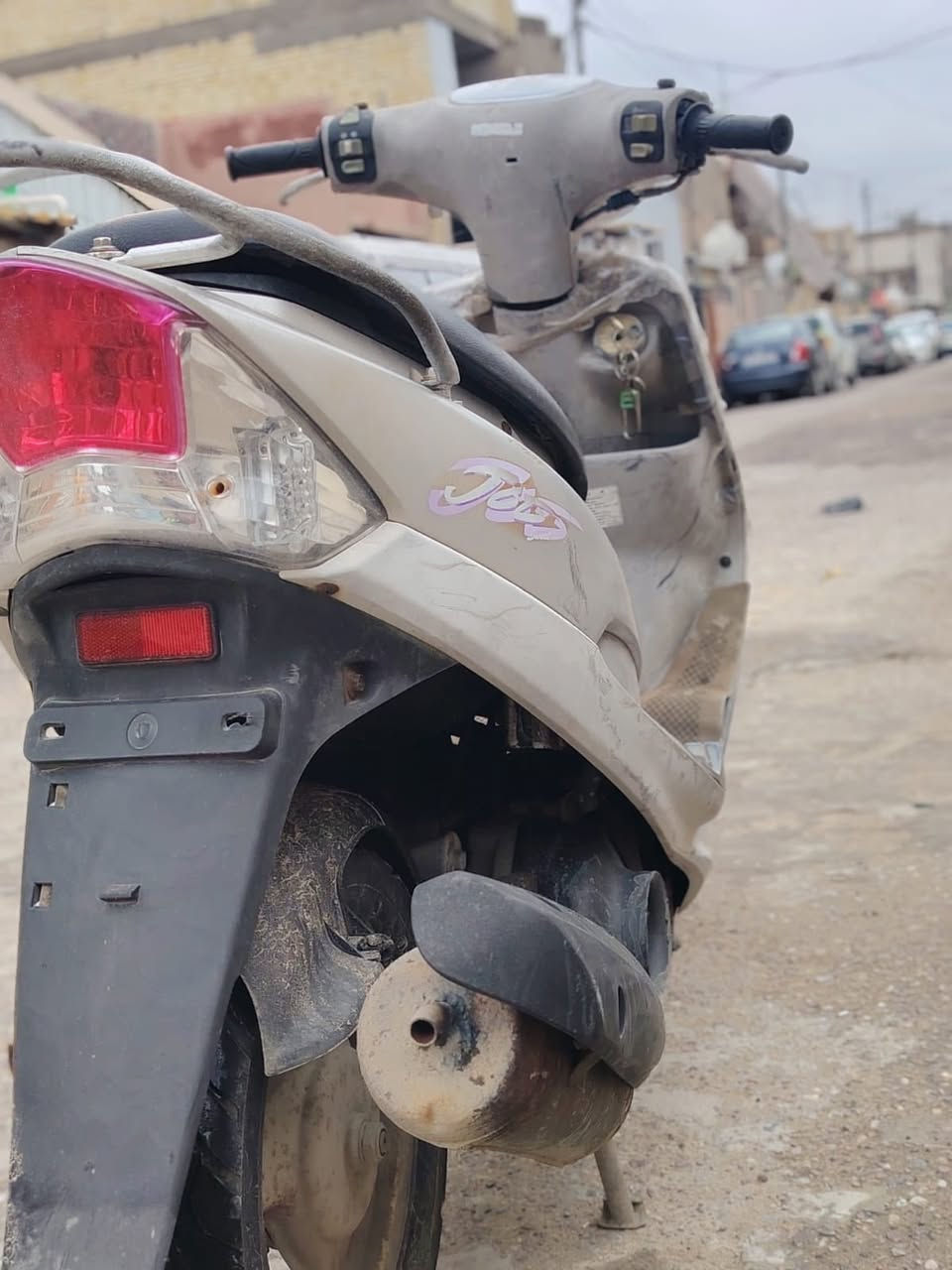 السلام عليكم ماكس منغولي رمبه للبيع كفاله عامه ختم واحد وي المكينه مابيهه اي نقص عنوان العبيدي الاتصال الرقم ***********
