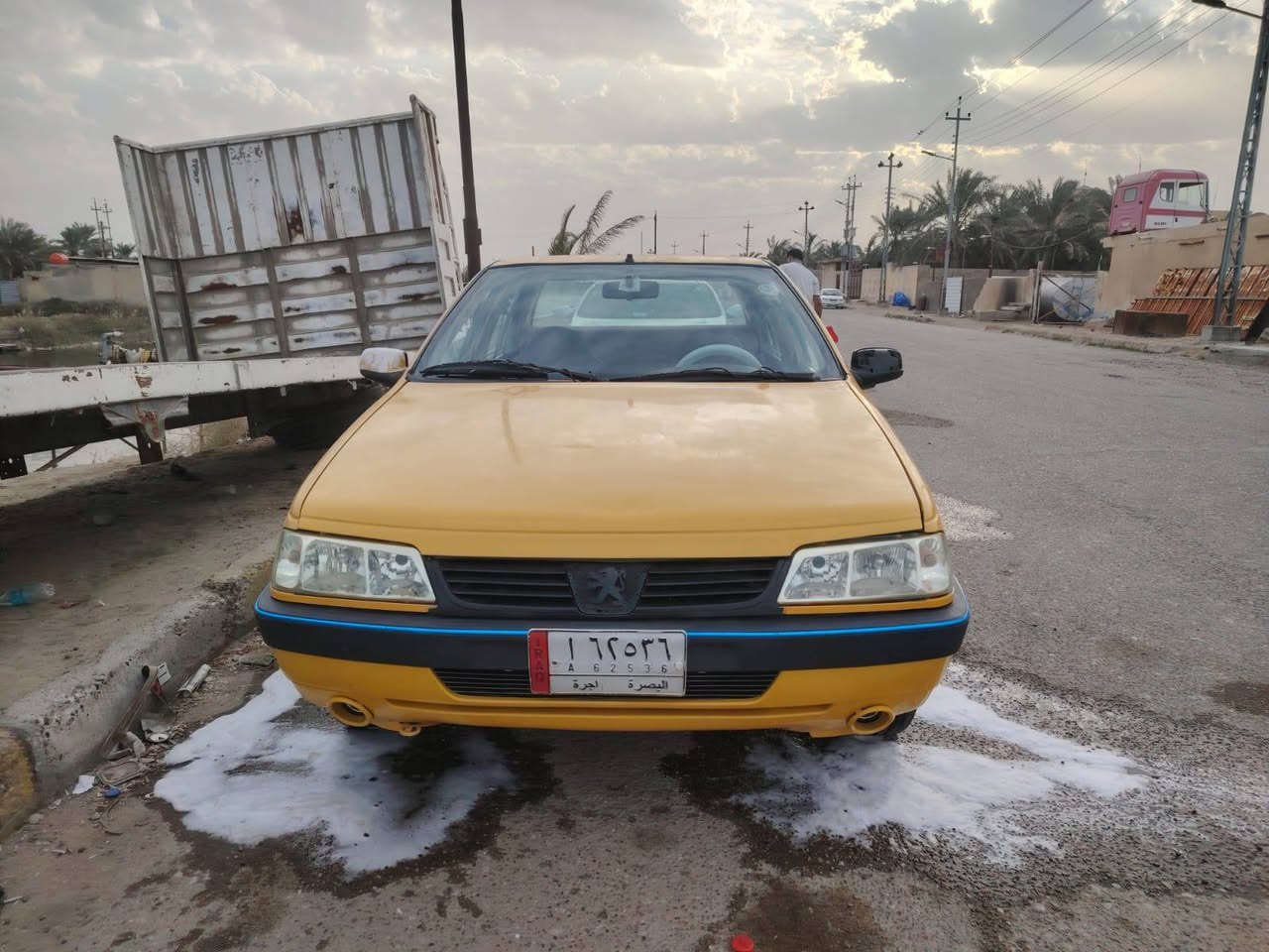 سلام عليكم خوان بيجو 405 مديل 16 سياره كفاله ما عده الضربه الي بلجاملغ موضحه ب مدكر امامي سنويه منتهيه ب 21 سياره جاهزه من كلشي كير ومكينه وتبريد 
العنوان بصره ابو خصيب الهاتف   ***********
غير متواجد ع فيس
