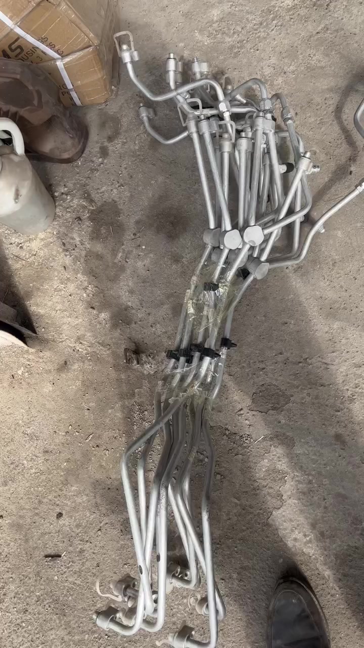 السلام علیکم اخوان بوری تبرید اصلی شرکە صنع کندی  الفینیە شوفرلیت ، جمسی 
تاهو ، سلفرادو ، سوبربان 
2000-2006
١٤ عدد موجود جملە للبیع 
*********** واتساب
