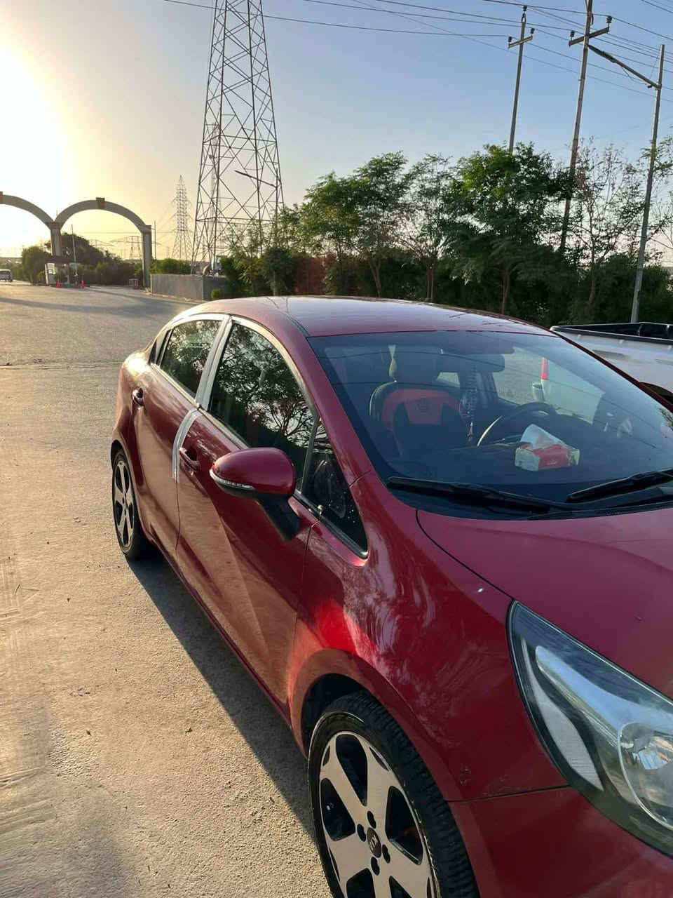 كيا ريو 2012 خليجي  السعر 90 وبيها مجال  مكاني تكريت ***********
