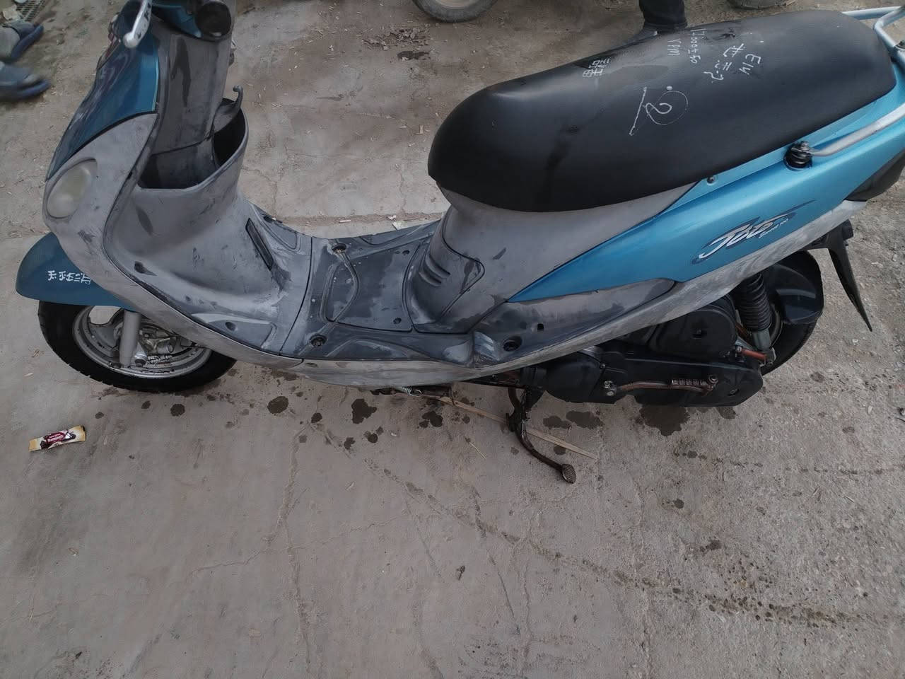 سلام عليكم ماكس منغولي للبيع دراجه مفتوحه ولفات معدل نهضه دراجه جديده وحلوه افحص وين ما تريد السعر 650 وبيهه مجال حك جيه ***********
