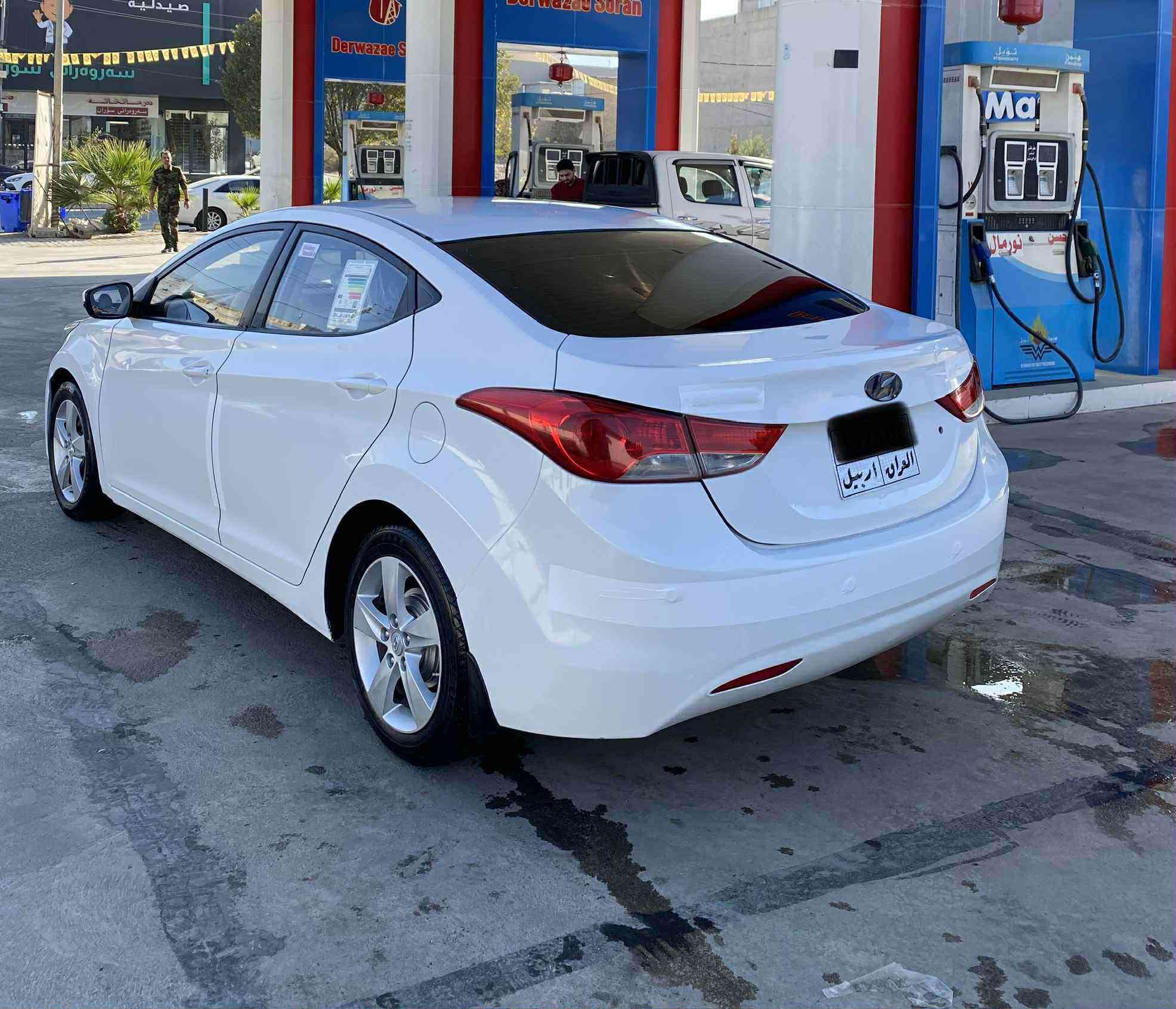 هۆندا ئەلەنترا 2013 تۆماتیک خەلیجی مەکینە بچوک مەرغوب چوار تای لۆکی لەژێرە ناوزەرد ڤۆلیۆم حەساس و کامیرە شآشە ئایپات ویل کەپ تەنها بۆنیتی بۆیاخە پێشو دواوەی کەپسە سێ پەلە کارتی هەیە گێر مەکینە تەعویل بەشەرت نرخی 103$ مەجال 
ژمارەی خاوەنی :واتس ئاپ *********** أربيل, العراق
