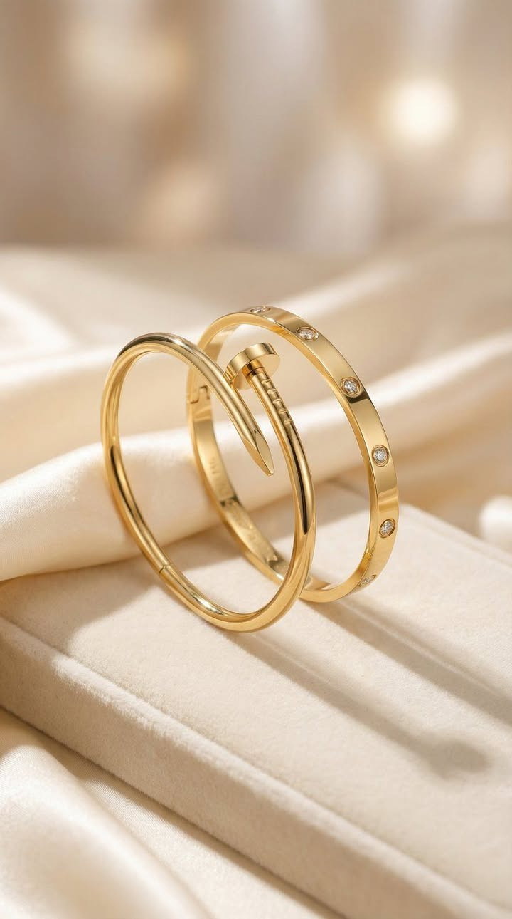 ستانلس ستيل بيور: يعني انسى شي اسمه "زنجار" أو "يتغير لونه". لمعته تبقى شادة وكأنما هسة مشتريه.

ديزاين الحصيرة: نقشة ناعمة وقوية بنفس الوقت، تطي ملمس مريح على الإيد وشكل فخم يشبه الساعات العالمية.

قفل أمان متين: مصمم بذكاء حتى يثبت بإيدج وما يفتح بسهولة، يعني أمان وراحة.

مقاوم للظروف: يتحمل الماي والاستخدام اليومي بكل كفاءة، يعني "مال كد ومد".


**إذا كنت صاحب هذا الإعلان وتريد حذفه لأي سبب، رجاءا أرسل رسالة إلى الدعم الفني**