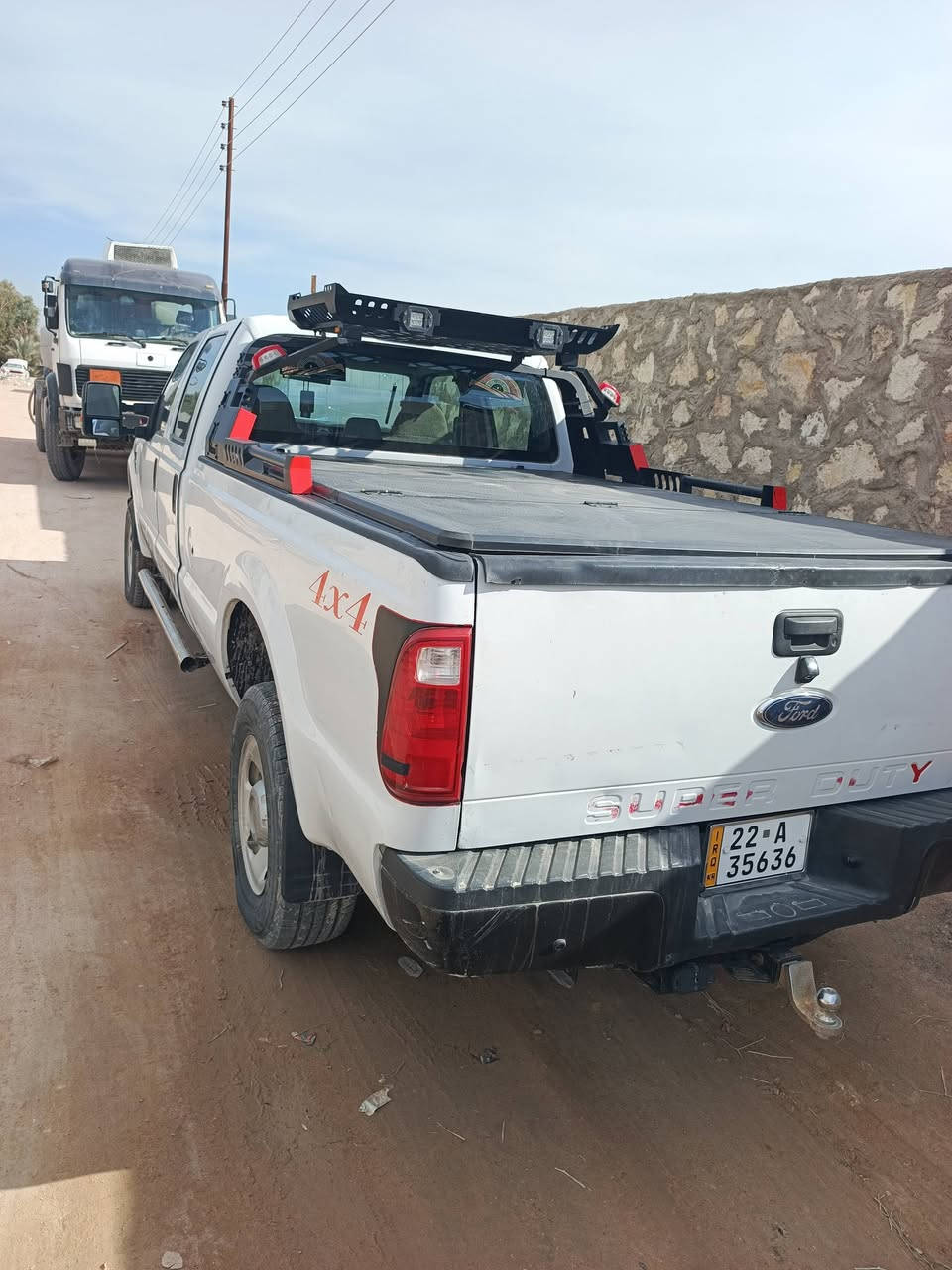 السلام عليكم للبيع فورد 8 سلندر كاز جاهزه اي نقص ما بيها والتفاصيل الاتصال السعر 145 ///***********
