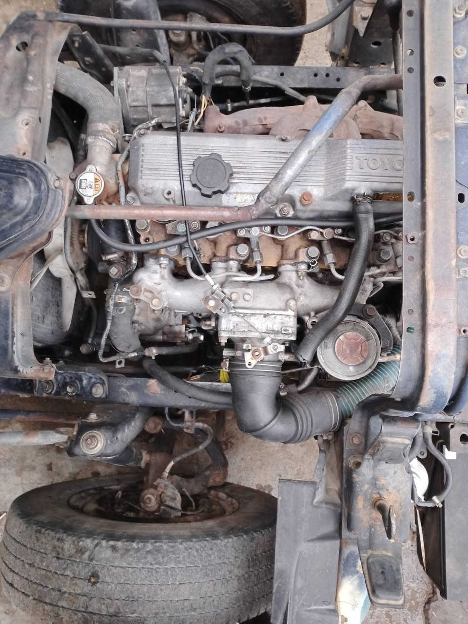 سلام عليكم تيوته قلاب   مكينه 14 موديل  93 رقم ديالى مشروع وطني تحويل ثاني يوم   صبغ عام تخم تاير جديد مكينه جديده شاصي مكفول كهربيات جديد  سياره خير من الله مكاني بغداد الامين للاستفسار ع رقم ‏‪***********‬‏
