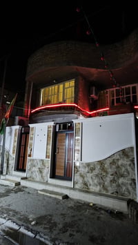 بيت للبيع غرف نوم ٤ مع استقبال مع ٤ صحيات ومطبخ مع صاله #العنوان الشعل...