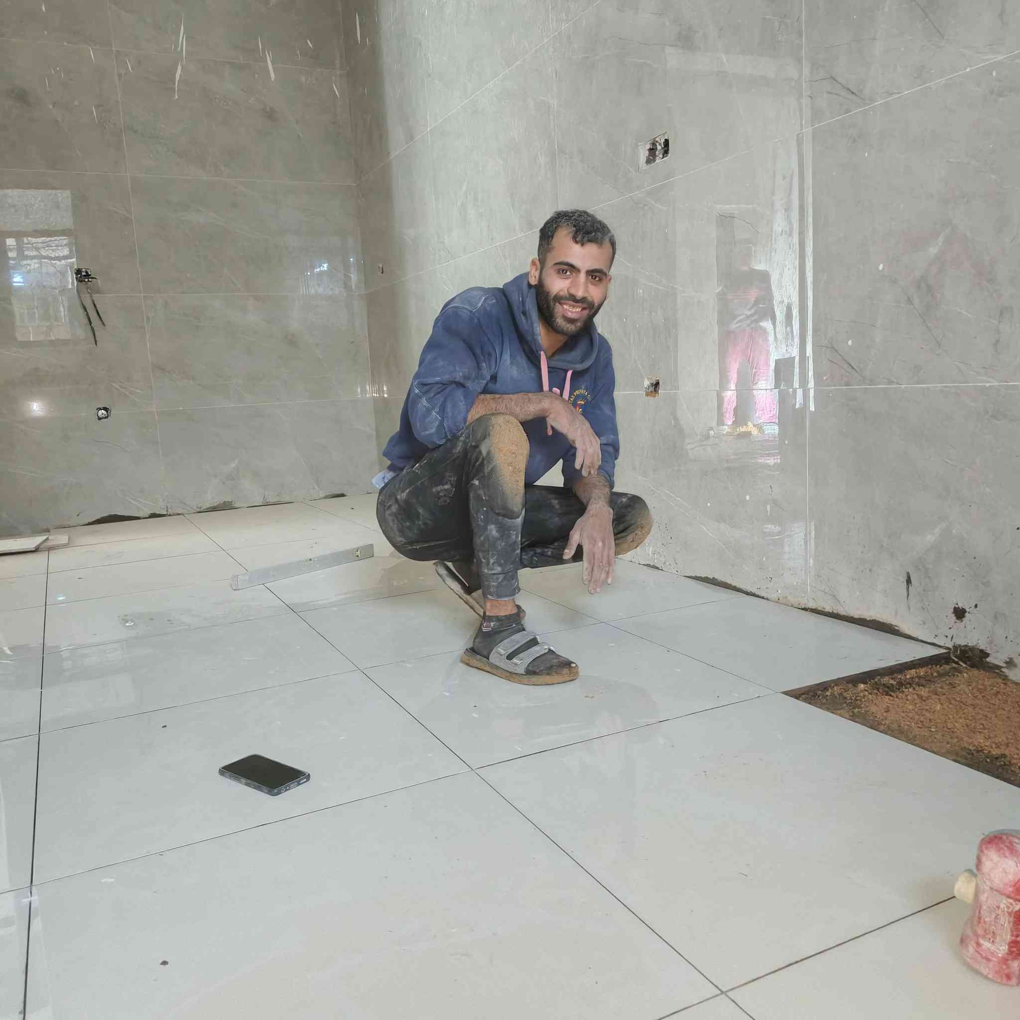 خلفات بورسلين سيراميك 
كادر مصري محمد المصري وابو رقيه  وثروت ‏‪***********‬‏ التزام مليون بالميه
