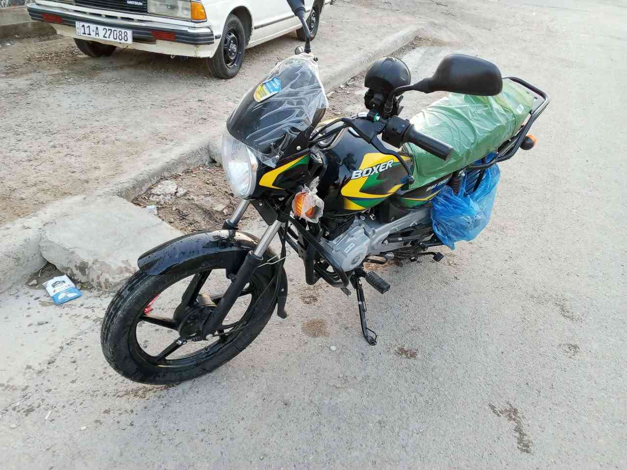 بوكسر للبيع مديل 23
نازله نهايت2025
لوحات انكليزي 
وسنويه ب اسمي تحويل ثاني يوم
عارضهة ب2500قفل قفل

مكاني مدينه الصدر
رقم الهاتف:***********
