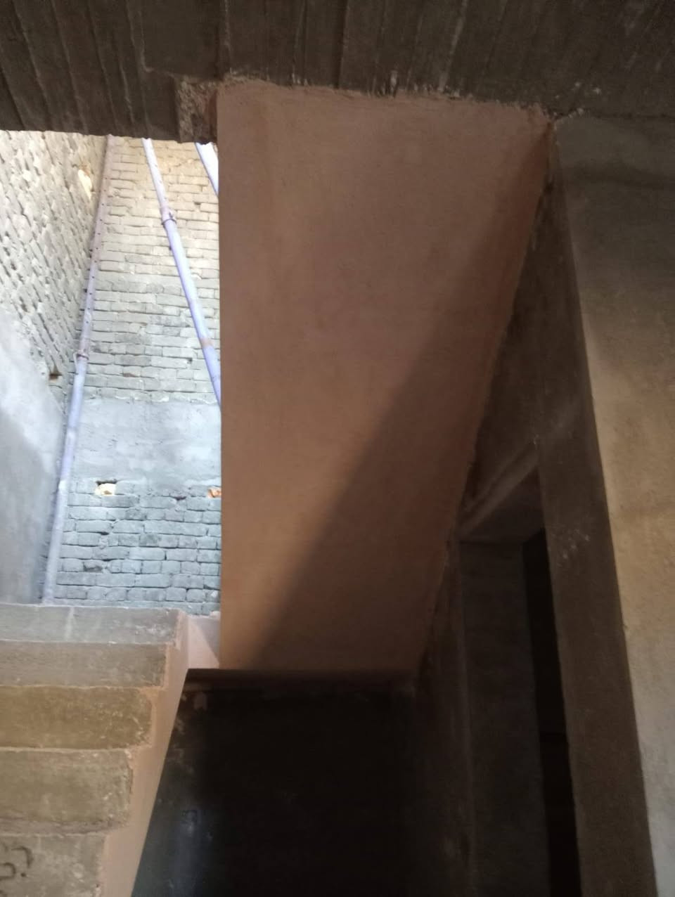 السلام عليكم كادر لبخ لاتزام بلعمل شغل نظيف لاتصال على الرقم ***********
