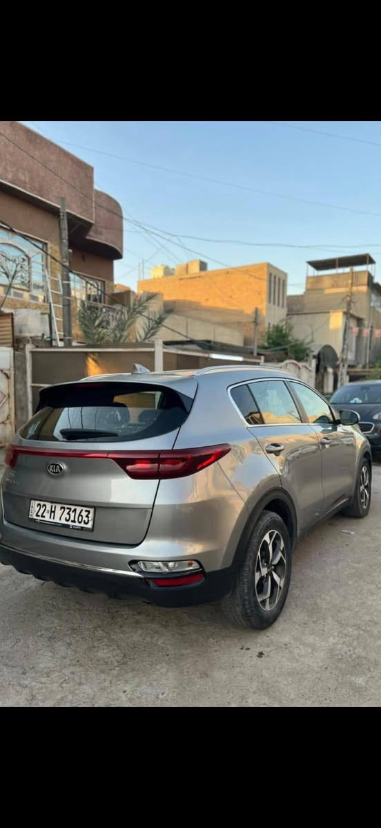 السلام عليكم مرخصت الادمن المحترم
كياسبورتج موديل ٢٠ امريكي جي تي اي اربيل حادثه بدون دواخل

تحويل ثاني يوم السعر ١٦٠ وبيه مجال مكلف بلنشر رقم صاحب السياره *********** اتصال وتساب
