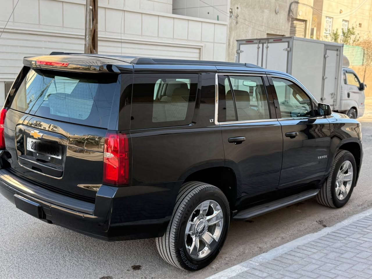 السلام عليكم 
تاهو موديل 2018 خليجيه وكاله المنصور 
مواصفات Lt جنطه كهرباء ثلاجه قاصه حساس خلفي امامي شاشه بالسقف فرس الرقم سليمانيه تريد تحويل تريد وكاله حاضر سياره جديده بمعنى الكلمه مكفوله مكان السياره البصره السعر380 ورقه 
رقم الهاتف 
*********** الهرم, الجيزة
