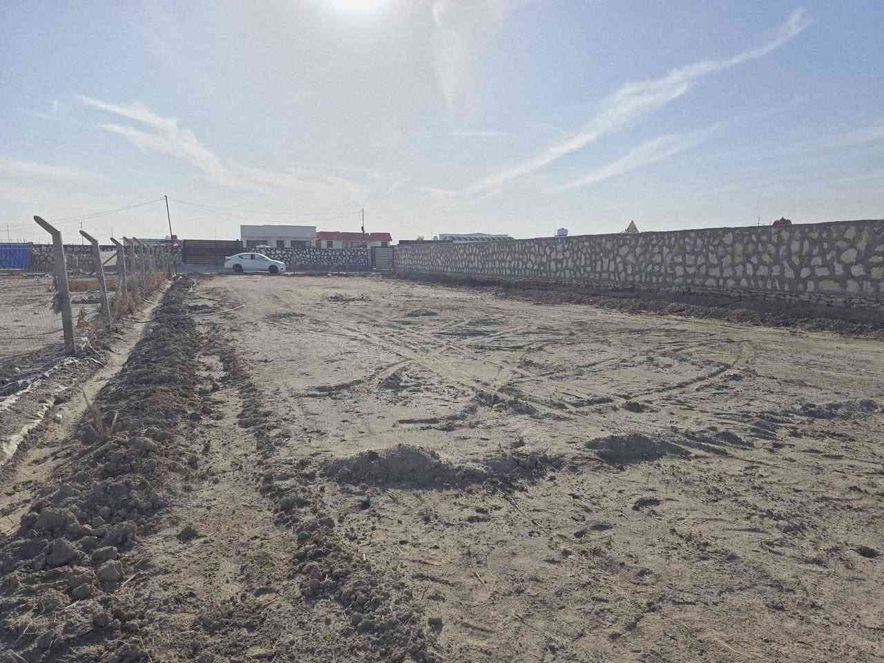 ارض للبيع مساحه850 متر وجها 15 ونزال55 ع طريق الدغارة ديوانيه خلف مطعم واثق بلمزارع   سعر 24 وبيه مجال***********
