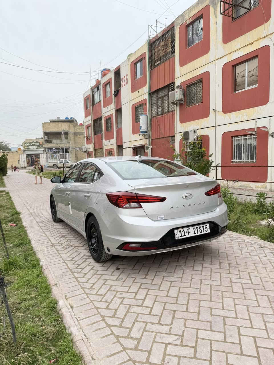 السلام عليكم 
النترا 2020.   : ////
وارد امريكي //كلين تايتل
مكفوله كفالة عامة 
ماشية.    87 شرط لفحص
محرك.  2000. دوش.   // منضومة غاز
كير// ايتي

حساس امامي خلفي 
3 انظمة قياده 
دوشمة عام 

رقم انكليزي هزه وسنويه جديده 
شاشه اعطال 

سياره جديده ماناقصها اي شي 
السعر. 133$$
عنواني   بغداد 
***********📲
