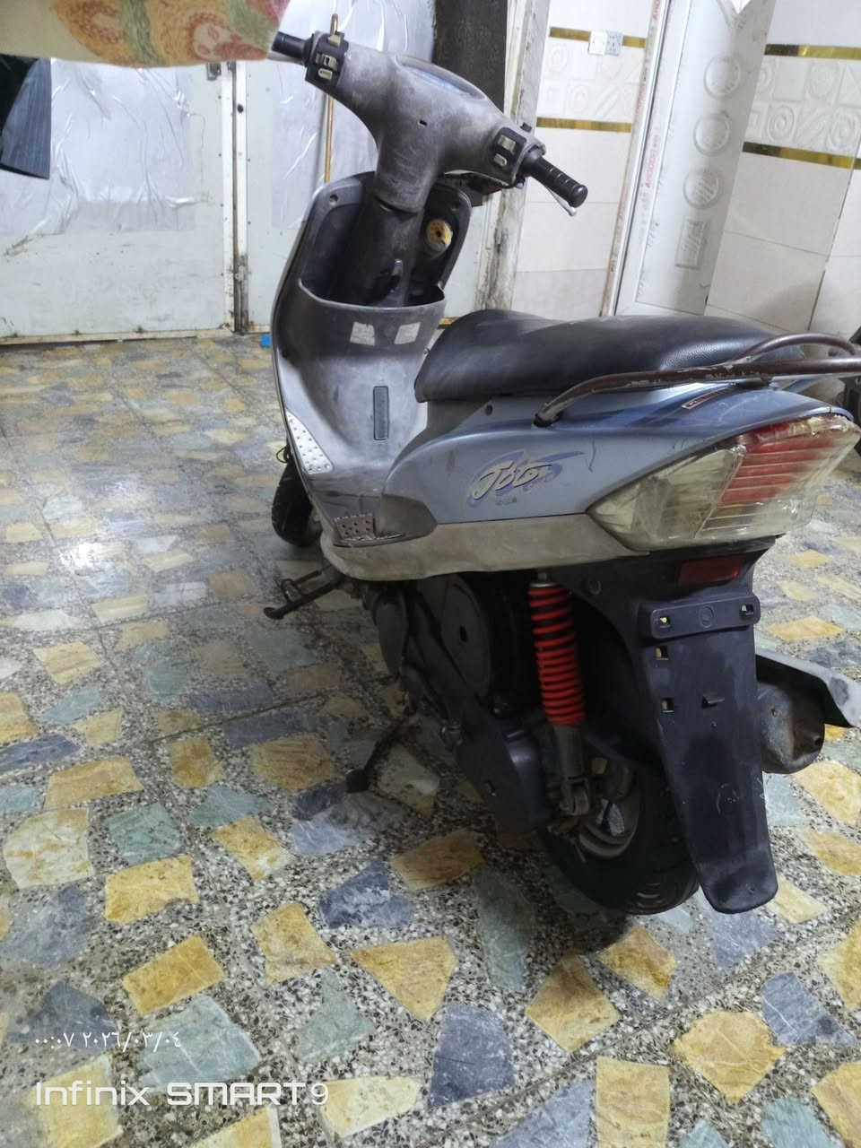 سلام عليكم البيع دراجة ماكس 
الدراجة مكفوالة جيب فيتر وتعال شوف كهربائيات كلة شغالة مابيهة نقص هورن شاير االايت سلف بلادي كابريتر بلادي كلهة بلادي ختم واحد وية المكينة السعر 600وبيهة مجال الطيبين مكاني بغداد البلديات رقم الهادف ***********
