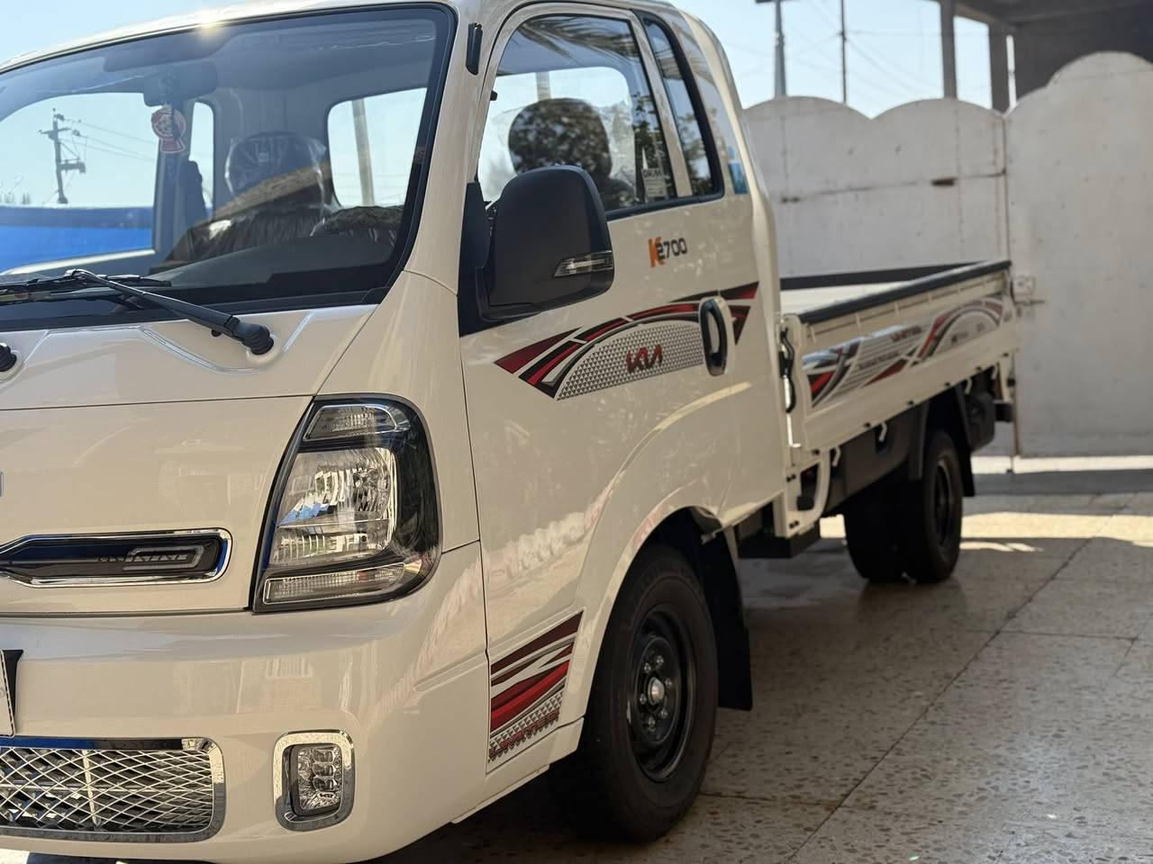 السلام عليكم كيا حمل للبيع موديل 2026 زيرو رقم واسط لوحات عليها مكاني واسط ***********
