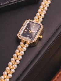 قطعة أنيقة مصممة حتى تعيش وياج وتضيف فخامة الإطلالتچ✨        جودة عالي...