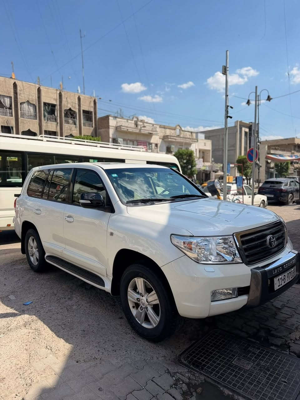 - لاندكروز ٢٠٠٨ قطـري ( دبـل سبير )   ٨ سلندر . ٤٦٠٠
خليجيـة مكفولـة كفالة عامة ( دعاميات صبغ + جاملغ مبدل لون ) 
- ( محرك مفتـوح شغل 100% شرط الضمان و الفحص )
السيارة جاهزة بدون اي نواقص سيرفس جديد لكلشي 
السعـر : ( 27,000) 270 ورقة مجال بسيط 
هاتف :  . ***********
العنوان : بغداد . الكـاظمية . شـارع اكـد
