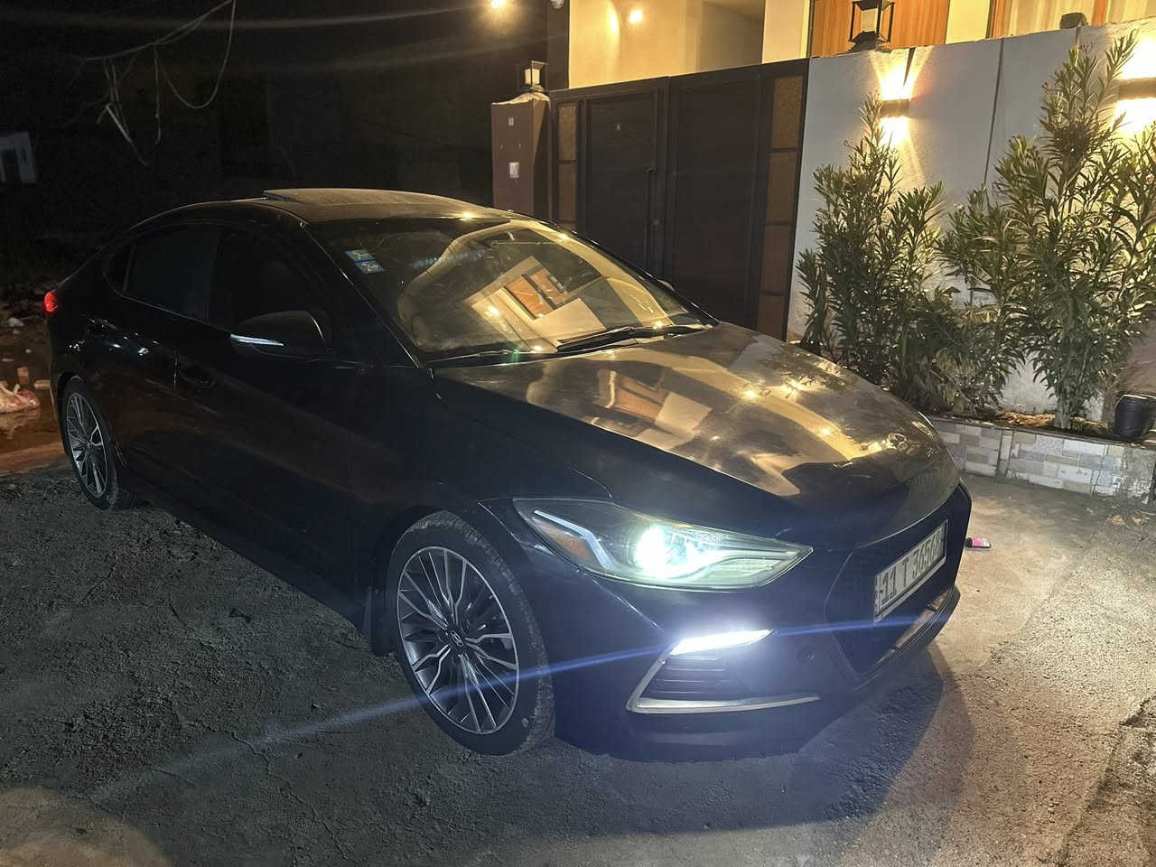 السلام عليكم
النترا 2018  فئة SPORT  
رقم بغداد الجديد بأسمي + هزة جديدة 
مواصفات فول : فتحة سقف / كشنات جلد تدفئة / ستيرن رياضي حرف D / شفتات ستيرن / نقطه عمياء بالمري / 
ماشيه 99 م 
بيهه رش الجنطه وجاملغ جهة الصدر  بدون تعمير بدون معجون .. ( صور السونار والحادث مرفق بالصور ).
سعر 117 $ 
مكاني واسط - الكوت 
للاستفسار : 
***********
***********
