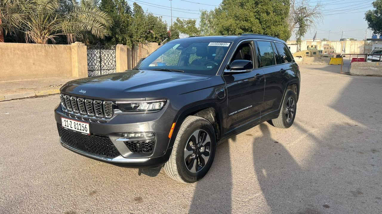 ياالله
السلام عليكم جيب كراند شيروكي 4XE 2024 وارد امريكي

Jeep Grand Cherokee 4Xe 2024 2.0L

حجم المكينه : 2000  تيربو + هايبرد + بلك ان 

المسافة المقطوعة : 30 الف ميل 

الضرر : بنيد وجاملغ اليسره

حالة الايرباك : سليم مطاك ولا ايرباك

#مواصفاتها

1.شاشه 

2.بصمه

3. تشغيل عن بعد

4.دمام خلفي

5.كشنات جلد

6.كشن السايق ميمري

7.كشنات كهرباء

8.صندوك كهرباء

9.حساسات خلفيه

10. قطع تبريد 

11.اشاير بالمري

12.رادار امامي

13.رادارات 360

14.ثلاث وضعيات قياده

15. بنوراما فتحتين

16. كير ماوس

17. نظام منحدرات

18. هيترات بالكشنات 

19.ويل كب كروم

20.لايتات لد

21.بكلايت لد

22.كشافات

23.بصمة ابواب

فول مواصفات 1/1 جاهزه مرقم بغداد تحويل ثاني يوم

#السعر : 

تفاصيل اكثر هذا رقمي ***********
