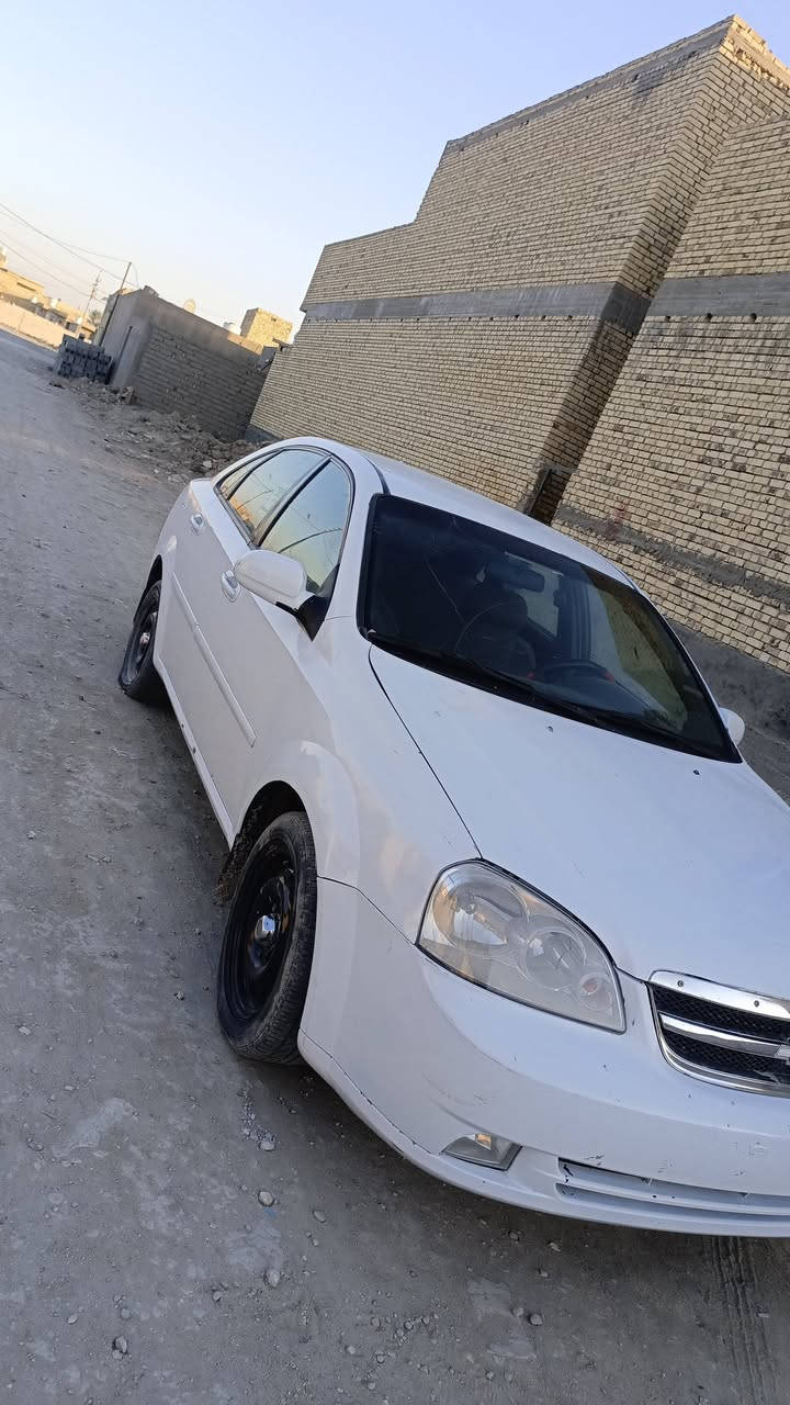 اوبترا 2014 السياره حلوه وجديده مصبوغه عام اكفلها من الحادث تبريد تتفئه حديده كله شغال بيه السياره مال مزاد كتاب المزاد موجود من المديريه المرور تترقم ب ٢٠٠ الف مخصصين اله رقم السعر ٦٠ وبيها مجال الرقم ***********
