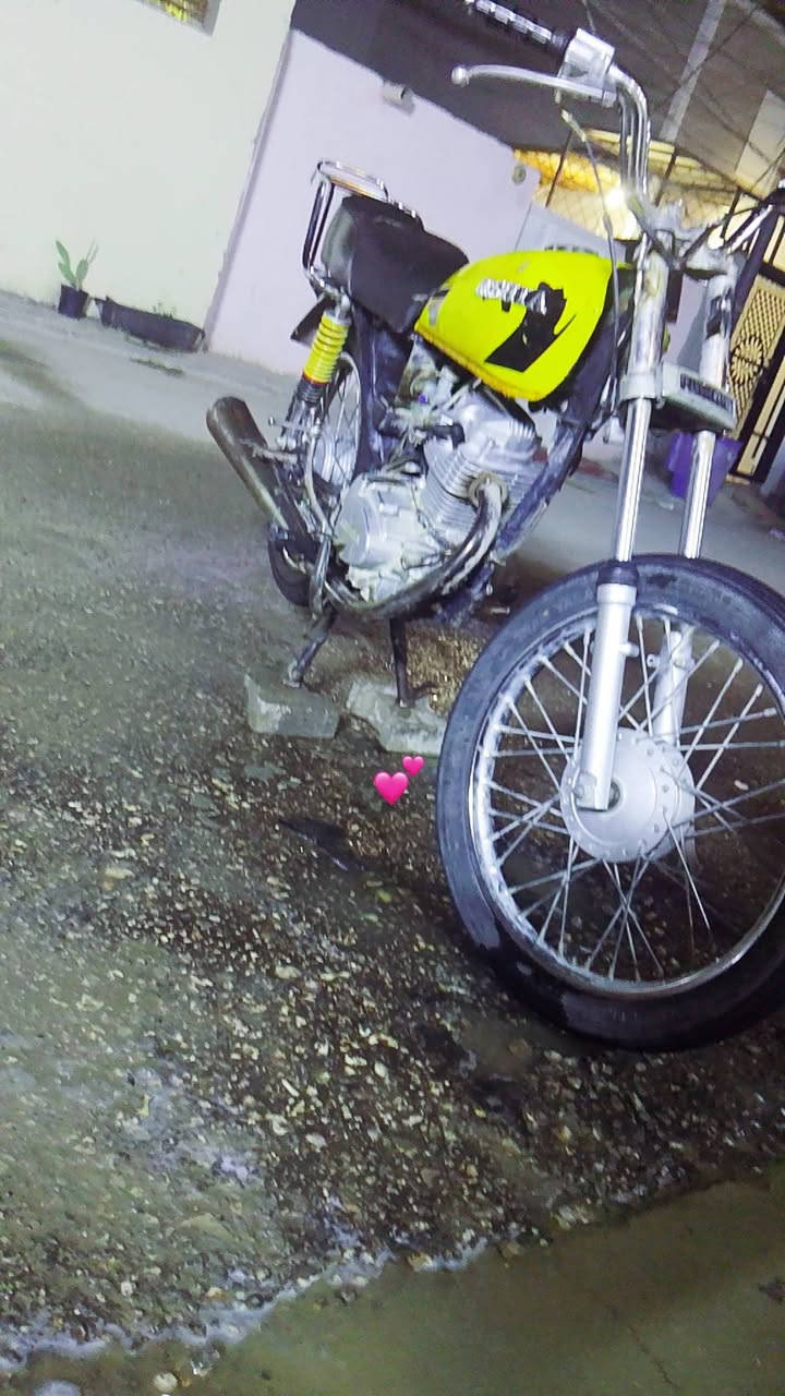 سلام عليكم 
دراجة اربعة كير حربي نضيفة الدراجة جديدة اوراق الدراجة 
تفاصيل خاص مكاني نجف ميلاد فاو رقمي ***********
السعر  450 بيهة مجال
