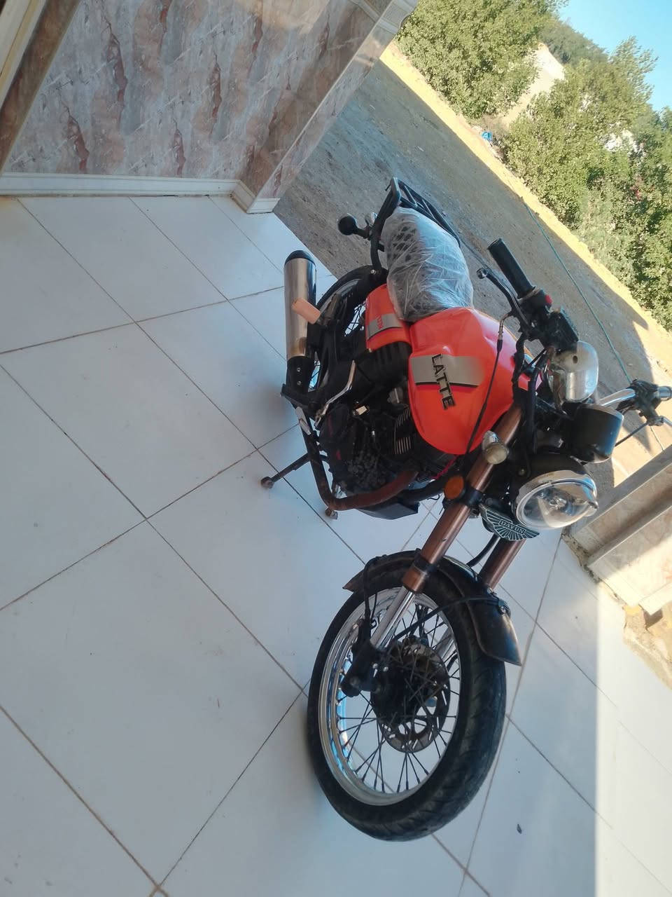 السلام عليكم دراجه للبيع دايون لايتي موديل 22 طالعه 23 اوراق مقفوله كفاله عامه محرك 200 مراوس دايون ناصريه قضاء اصلاح 
***********
