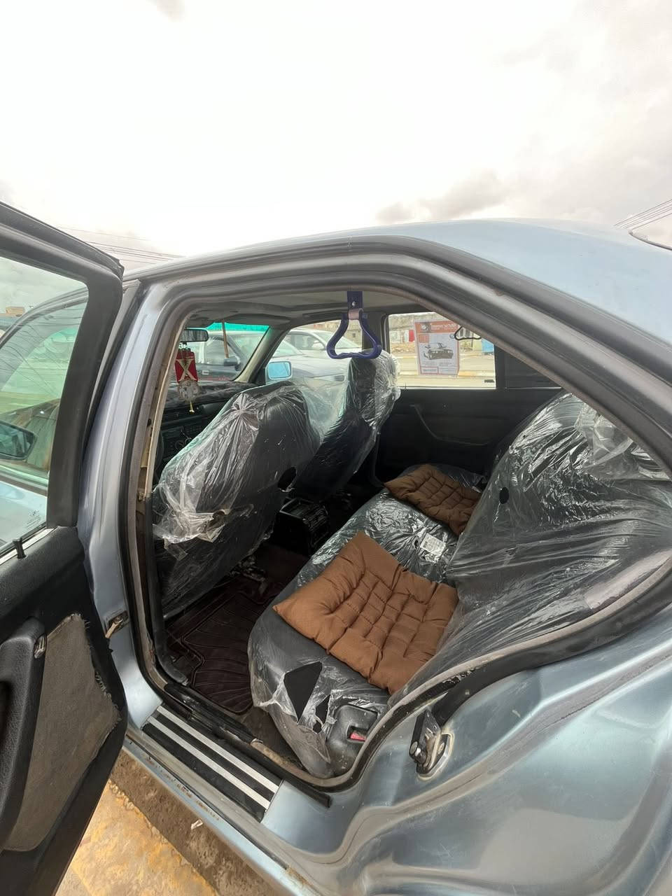 525 محرك مفتوح موو مسكر
النضافه كدام عينك ويرادلها شويه ترتيبات 
راعيها موجود بتكريت تحويلها ثاني يوم 
بيع او مراوس فقط بمارسدس محرك بطه
تكريت القادسيه ***********
