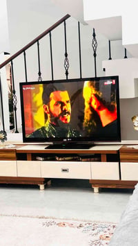 LG • ٥٢بوصة • ما بيه عيب