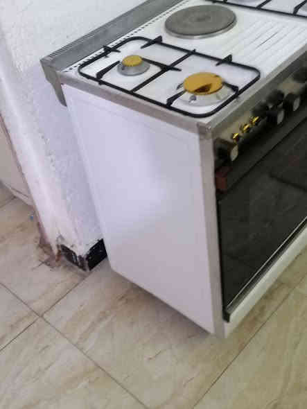 طباخ عشتار كلةشغال نضيف جدا سعر ١٦٥ الف بي مجال***********
