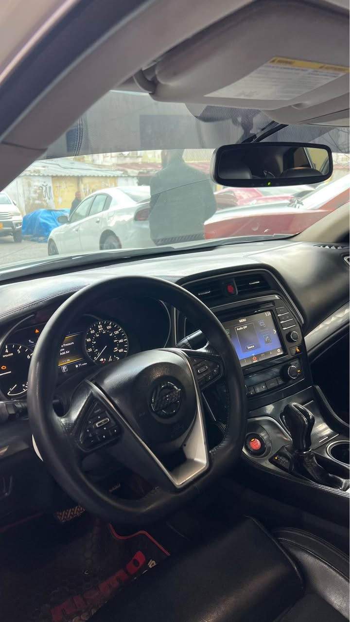 مكزيما ٢٠١٨ مواصفات SL
بانوراما
بصمة
كوشن جلد+هيتر
رادار
ماشية ١٠٣ الف 
بولند و جملوغ صبغ بدون داخل
سعر ١٢٥$ ورقة و مجال
غرامة ١٣$ ورقة
مكان دهوك
*********** دهوك, العراق
