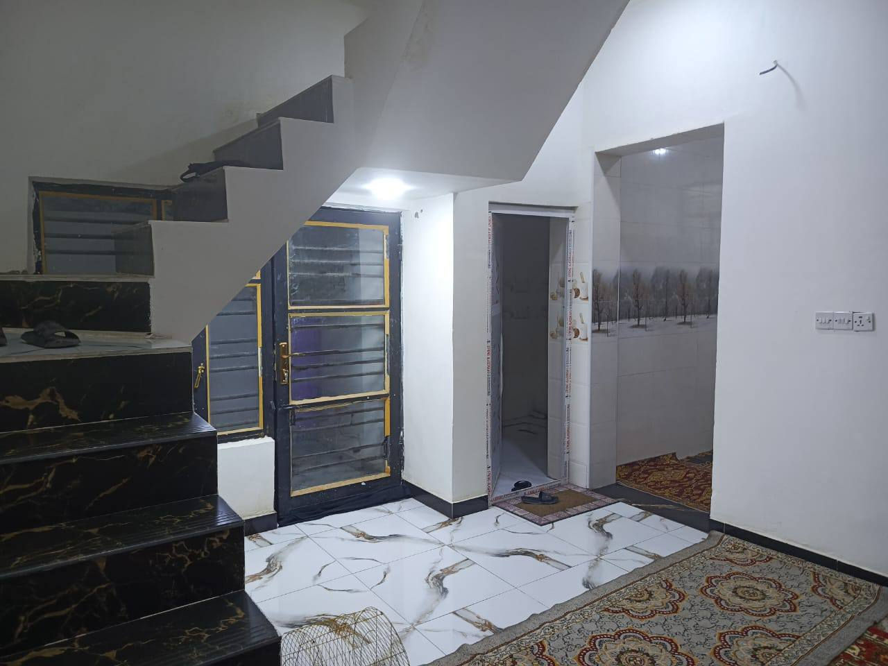 بيت للبيع مجمع عزيز شريف خلف عمارات الزيتون 200م زارعي سند 25 بناء حديث شارعه عرضه 20متر خدمات كامله ***********
