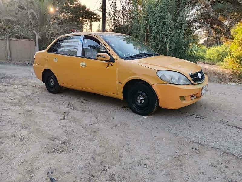 سلام عليكم
ليفان 520 مكينه جديده قبل أسبوع جفتتها كير جديد وتخم تاير كهربائيات كلها شغاله رقم ألماني بغداد شرط التحويل باتري وسلف جدد 
السعر 9 وبيها مجال للشراي 
للاستفسار  ***********
