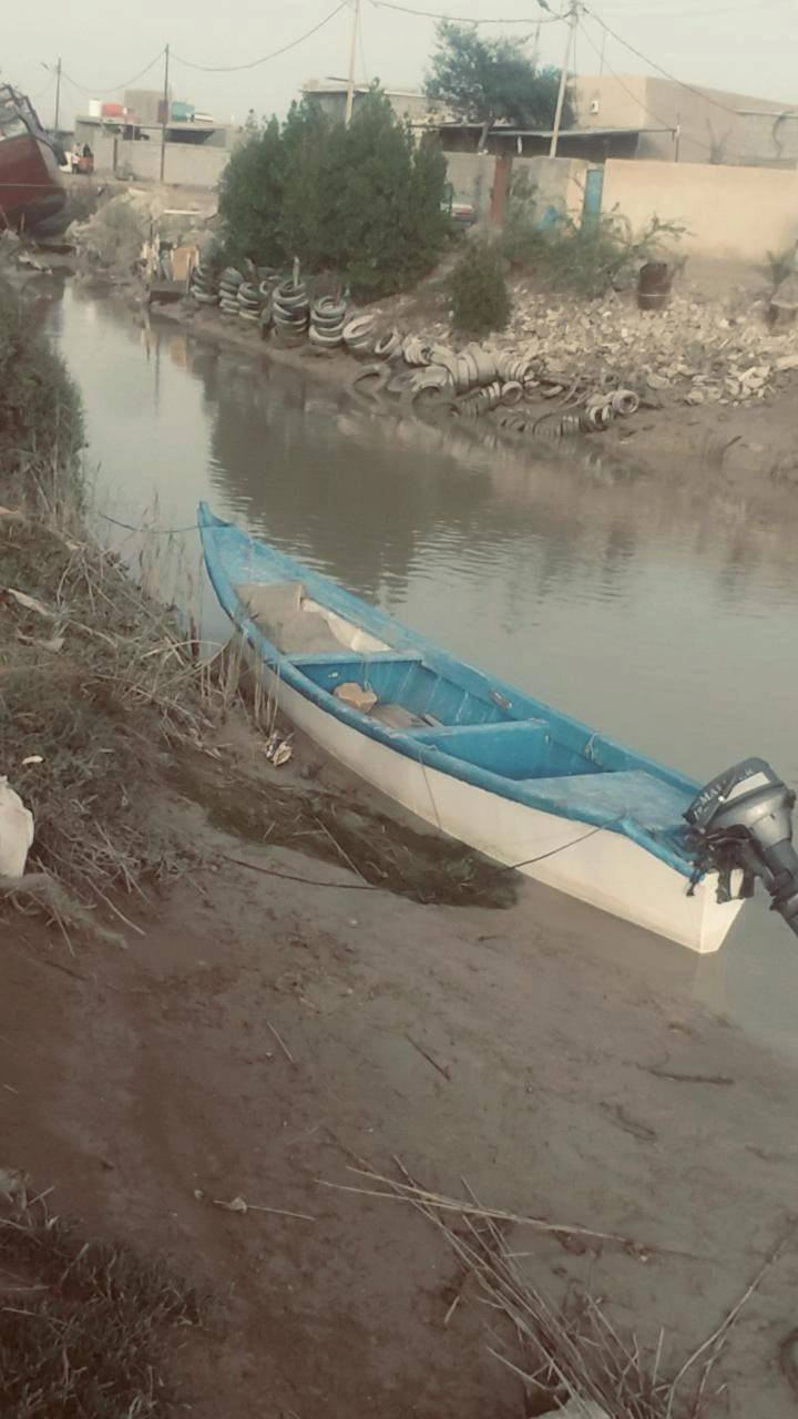 الرخصه الادمن بلم مع ماكينه وغزل العنوان فاو الجنوبي السعر مليون 400 وبي مجال ***********
