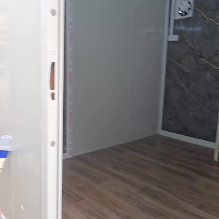 كرفانات حمامات ونقات حراسه جاهزه تحميل هذا رقم ابو ملاك اذا حبيته اي استفسار والله يرزق الجميع***********
