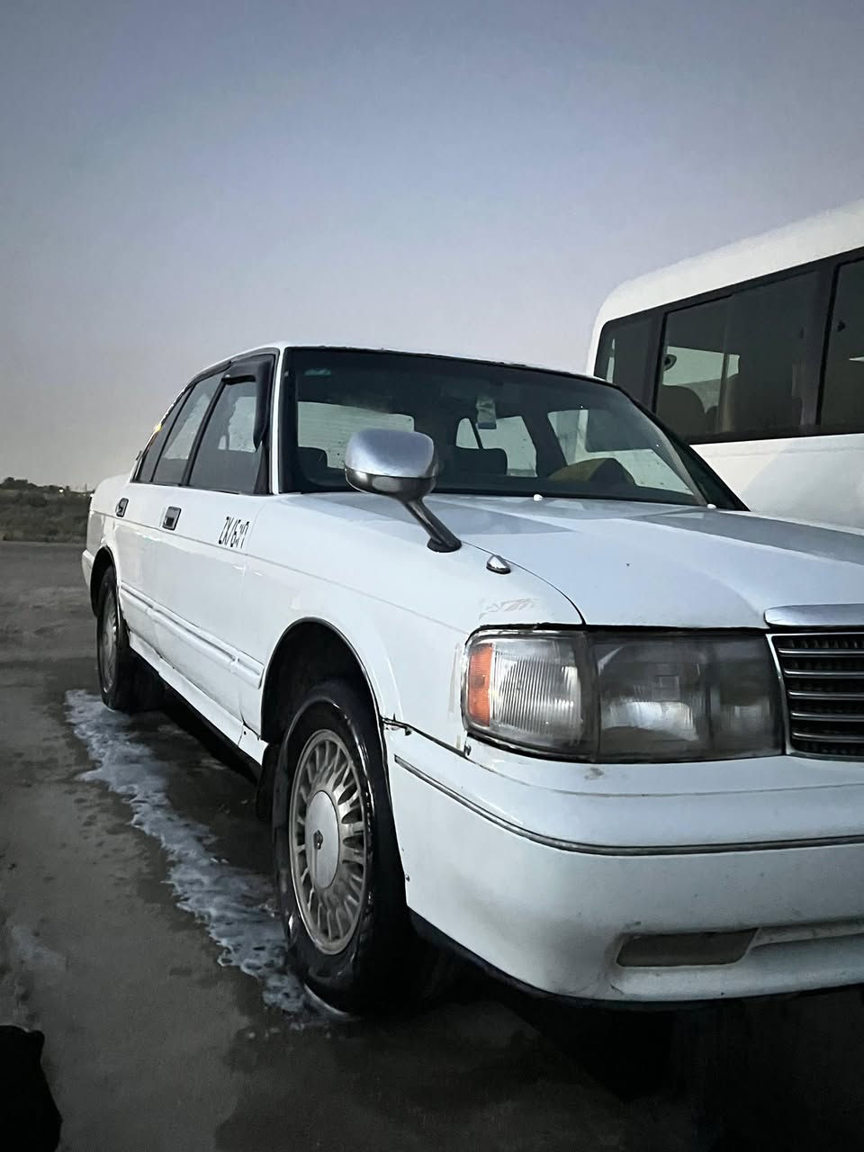 السلام عليكم سياره ارنب نظافه ٧٠بل/١٠٠مكفوله من ضربه وكصه واصوليات وغرامات سنويه لل٢٧ يله تنتهي السعر كلش مناسب ٤٨وبيها مجال للطيبين المكان البصره الهارثه الرقم ***********

