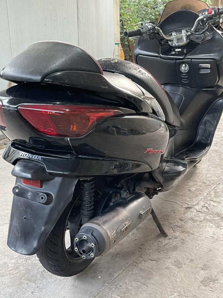 السلام عليكم 
🛑🛑للبيع🛑🛑
دراجة فورزا 08
رايدها بيع فقط دراجة نظيفه وكير شغال ومكينة ناعمة بس هسه بيها مشكله بالجويتر وما متفرغ الها قيم واخذ مكاني بغداد 
واتساب ***********
