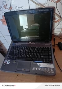 ايسر • ٥١٢جيجا • شاحن