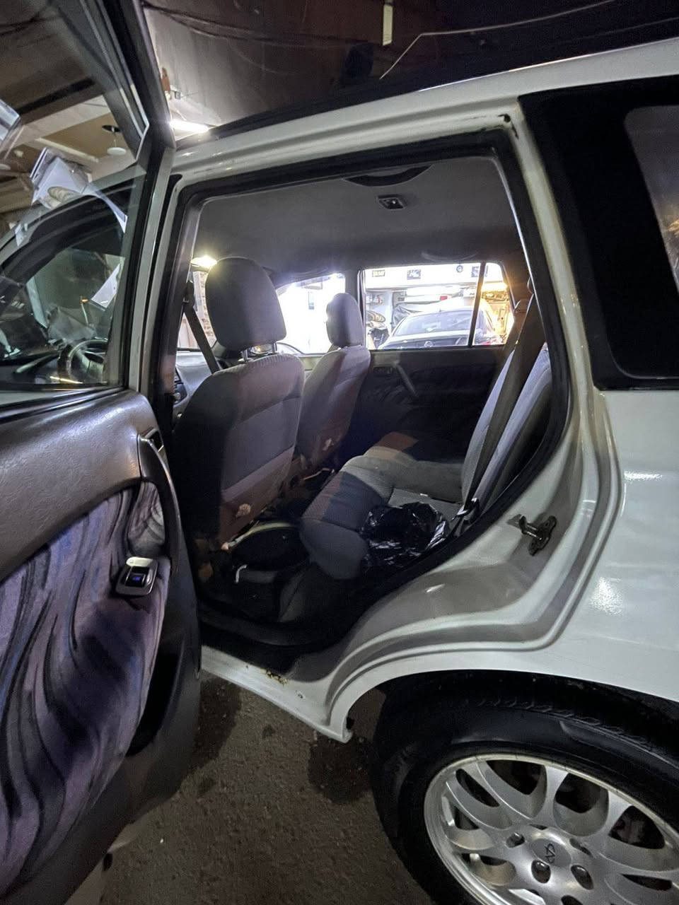 السلام عليكم تيكو 2008 /// محرك بلا 2400/// مسيوبوشي///ماشيا 110حقيقي/سنتر لوك ريمونت عدد2////محورة غاز 60لتر انسى///شباب//////شباب ميعجبة السعر خلي يعبر المنشور //// كلشي اكو بسوك السعر 68 قفل قفل /////رقم انكليزي سنوية2030 بسمي بغداد الجزيرة السياحية/// تبريد ثلج//تخم تاير حتى قلوب الجك طافي*********** فقط  هاتف وتس اب فيس
