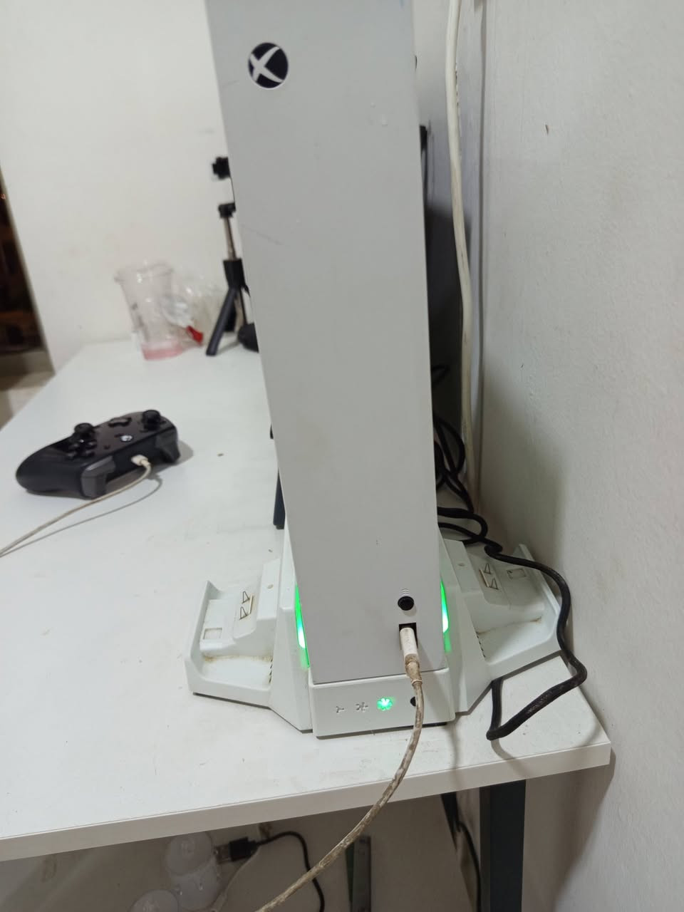 XBOX +مێز و کوردسی
نرخ 280 هەزار


**إذا كنت صاحب هذا الإعلان وتريد حذفه لأي سبب، رجاءا أرسل رسالة إلى الدعم الفني**