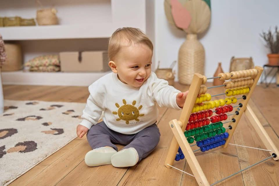 عداد خشبي للاطفال ، ماركة (ikea) الاوربيه حجم كبير ..
🍓 السعر (8) الف دينار ..

#خشب #العاب_خشبيه #عداد_خشبي_للحساب #العاب_باله #العاب_اوربيه #العاب #العاب_خشب #اطفال_تعليم #العاب_تعليميه #العاب_بالعراق #العاب_تعليميه_وفكريه #العاب_روضه #تجهيز_العاب_روضه #game #learn #baby #wood #baby_learing


**إذا كنت صاحب هذا الإعلان وتريد حذفه لأي سبب، رجاءا أرسل رسالة إلى الدعم الفني**