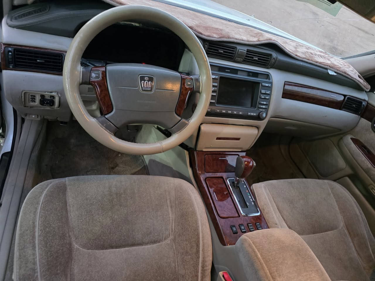 سلام عليكم ملكه بيه فخذه امامي ونقل جثه مدفوع كمرك باقي بس حساب رقم فول بطن جاهزه من كلشي مكان النجف ***********السعر ١٠٠ ورقه
