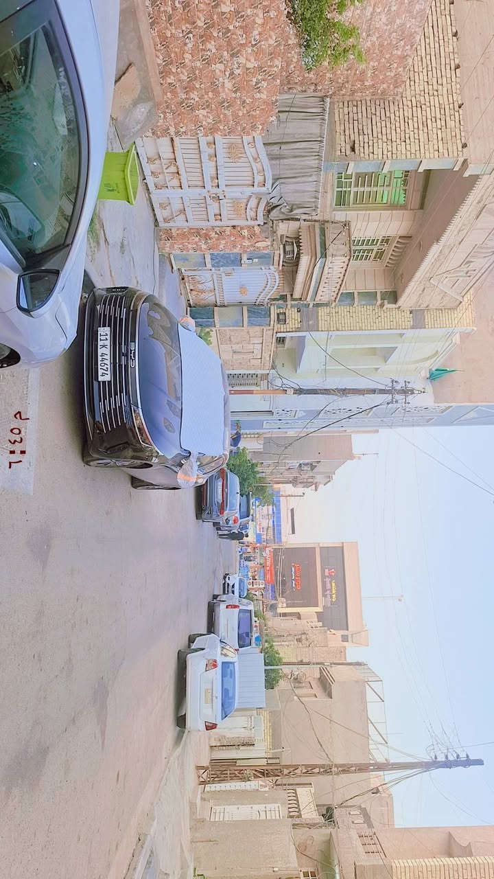 السلام عليكم
بيت بناء قديم المساحه  150 
الواجهه 7  ونص النزال. 20
منطقه حي البنوك 
محله 321
مقابيل مرطبات  ومعجنات عبد الرضا سفيح 
ثاني فرع عن الشارع العام
للاستفسار *********** واتساب
