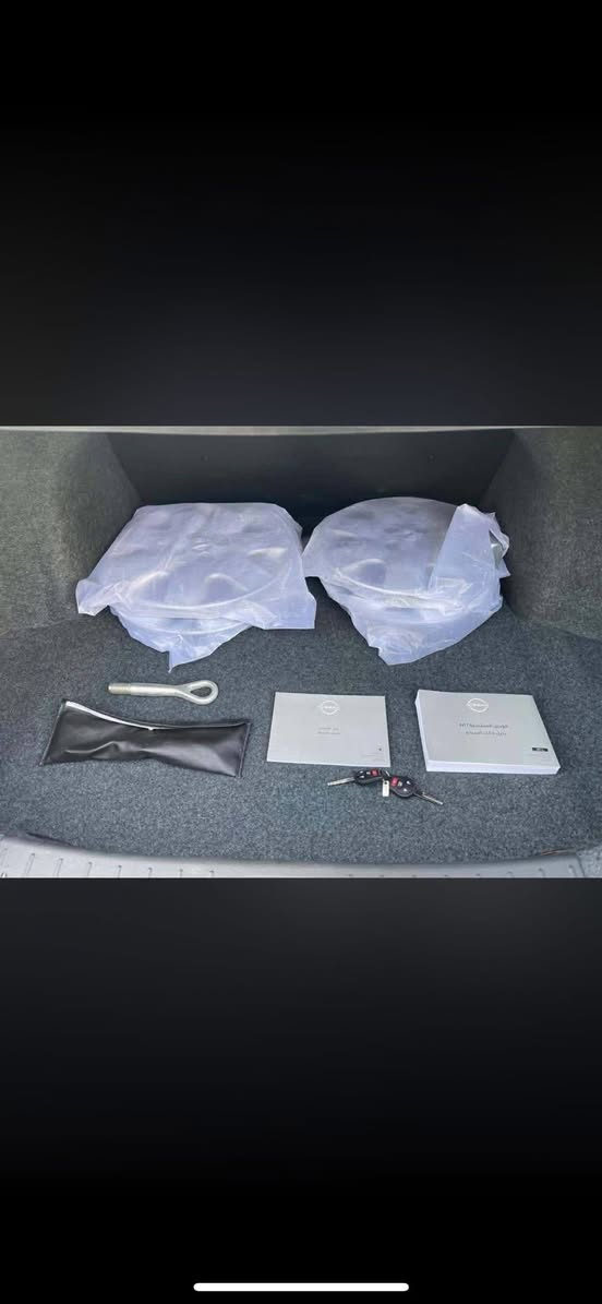 سلام عليكم
للبيع  او مراوس حسب القناعه  
سني هندي بليته زركه 
ضمان شركه السور 3 سنوات 
جديده بمعنى الكلمه 
سياره وضع الشركه 
رقم بغداد انكليزي 

سنوية تنتهي 2030 تحويل مباشر 
---------------------------------------
# السياره قطره صبغ مابيها مكفوله من الصبغ والبارد
  .
---------------------------------------
موديل 2024

 ماشيه  52 كم  

السعرر  126 بيهه مجال بسيط 

السياره جاهزه صدر كير محرك بلاد ممفتوح   تخم تاير كله جديد  على وضع الشركه
تبديله دهن جديده 

شاشه كامره حساسات خلفيه بلاد
الاستفسار 
*********** 
متواجد وتساب  
-----------------------------------
بغداد البنوك قرب مستشفى الشعب

تحياتي .... للجميع   
حياكم الله
