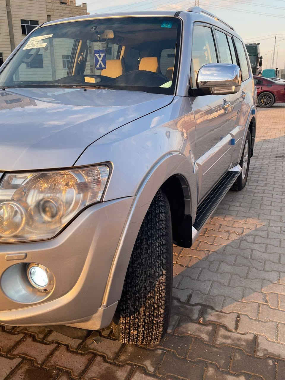 السلام عليكم 
باجيرو ٢٠١٠ حبتور

كفاله عامه كير ومكينه وحداديه وكشر تخم تاير تدفئه وتبريد  سياره نظيفه كلش احله من الصور رقم بغداد الجديد السعر 147 
للستفسار 
***********
