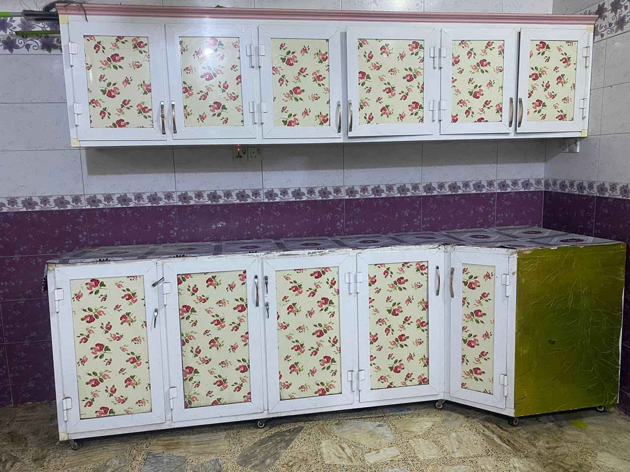 250/ مجالة بسيط لشراي كونتر وملحق سنك قليل مستخدمه


**إذا كنت صاحب هذا الإعلان وتريد حذفه لأي سبب، رجاءا أرسل رسالة إلى الدعم الفني**