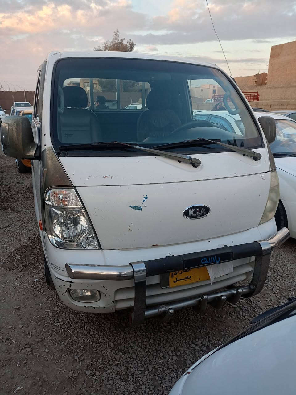 كيا موديل 10للبيع /***********/العنوان كربلاء الحسينيه السعر 75 وبيها مجال
